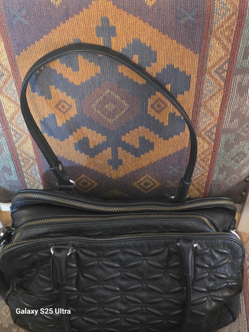 BLACK QUILTED Floral Genuine LEATHER Oversized Satchel/Crossbody SLOUCHY EUC - Picture 17 of 17